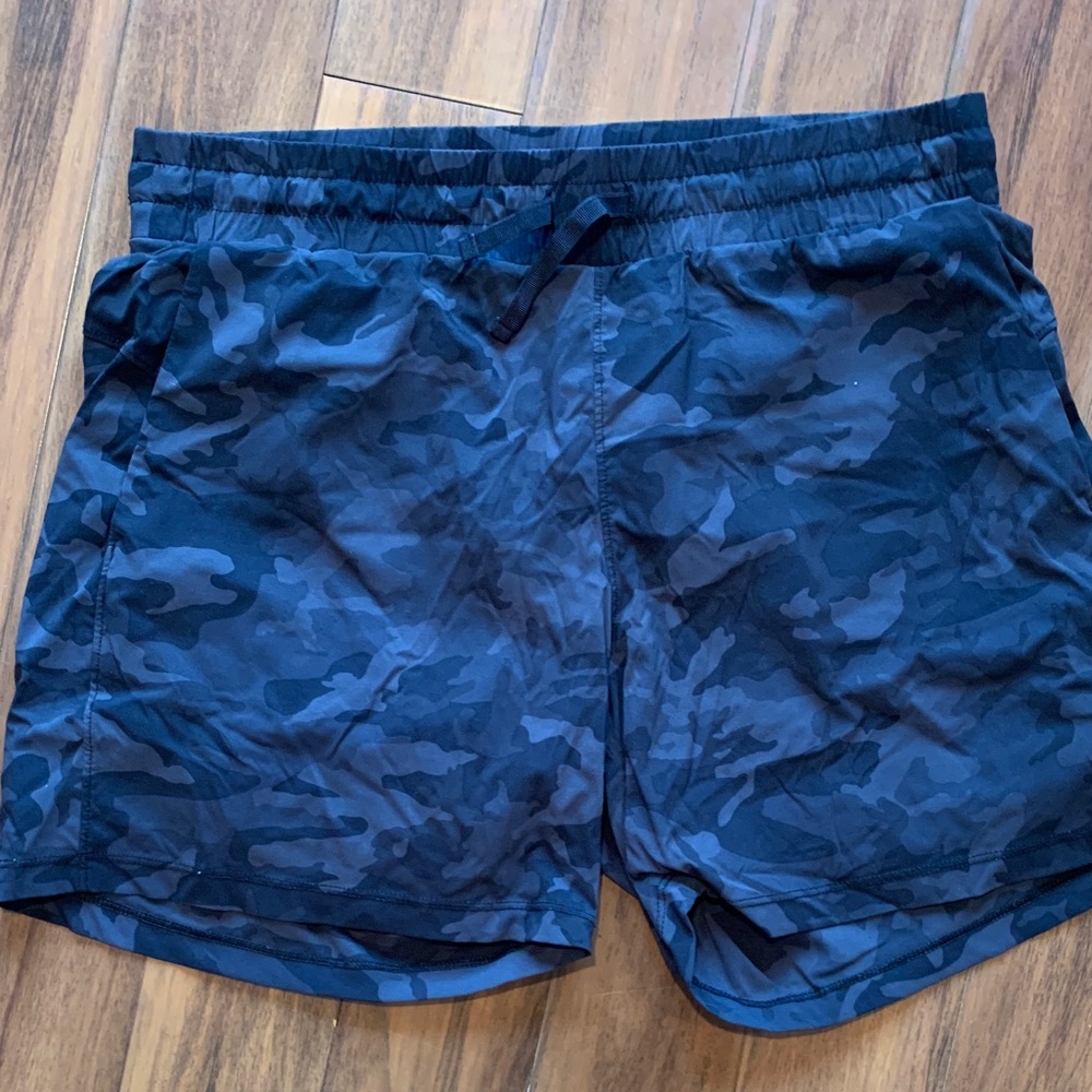 Tuff Athletics Women’s Black Camo Shorts